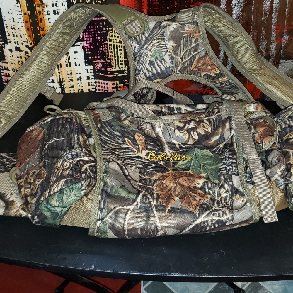 Cabela hunting bag